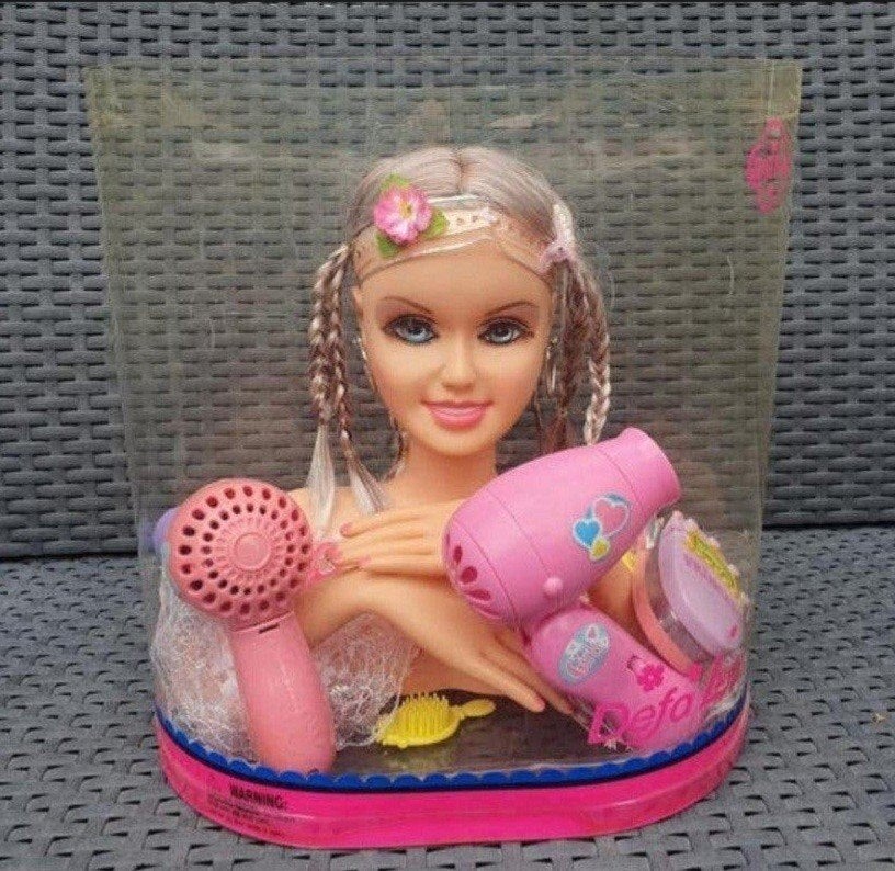 Barbie Stylinghoofd met Accessoires - Zo goed als nieuw, Ophalen of Verzenden, Zo goed als nieuw, Barbie