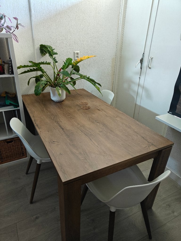 Donkere eiken eettafel te koop, Huis en Inrichting, Tafels | Eettafels, Ophalen, 50 tot 100 cm, Zo goed als nieuw, 150 tot 200 cm