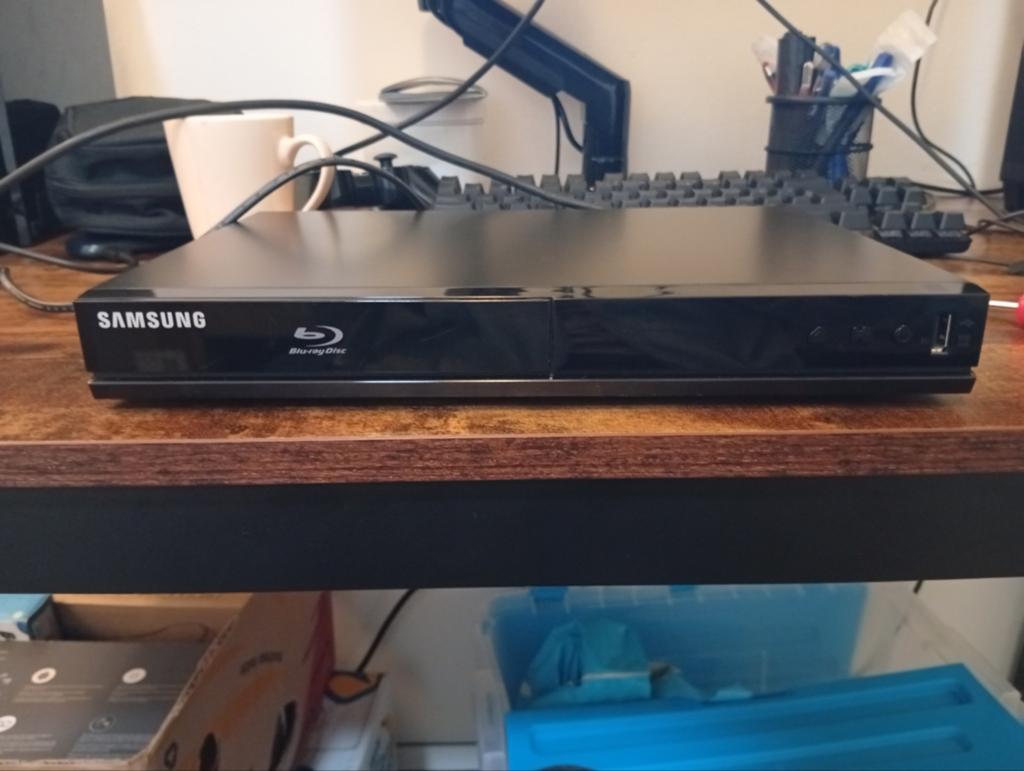 Samsung BD-J4500R/XN, Bluray Speler, Ophalen, Samsung