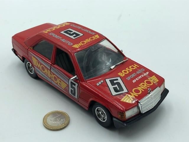 Mercedes 190 E Monroe, Bburago, Hobby en Vrije tijd, Modelauto's | 1:24, Gebruikt, Auto, Bburago, Ophalen of Verzenden