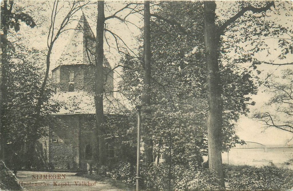 701-386-039 Nijmegen Kapel Valkhof, Verzamelen, Ansichtkaarten | Nederland, Verzenden, Voor 1920, Gelderland