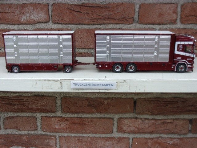 IMC  Scania  R  Series  van  Peter  Ottesen.