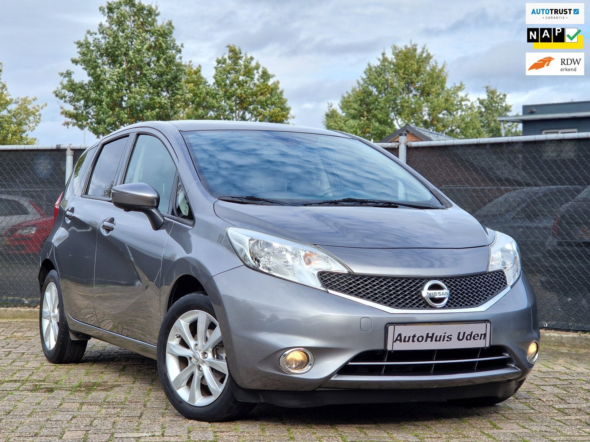 Nissan Note 1.2 DIG-S Tekna*Pano*360Cam*Keyless*Hoge instap, Auto's, Voorwielaandrijving, Gebruikt, Bedrijf, Handgeschakeld