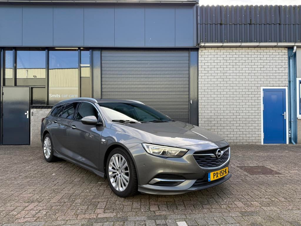 Opel Insignia 1.5 Turbo OPC line Pano Automaat 2017 Grijs, Auto's, Opel, 730 kg, 164 pk, 4 cilinders, Leder en Stof