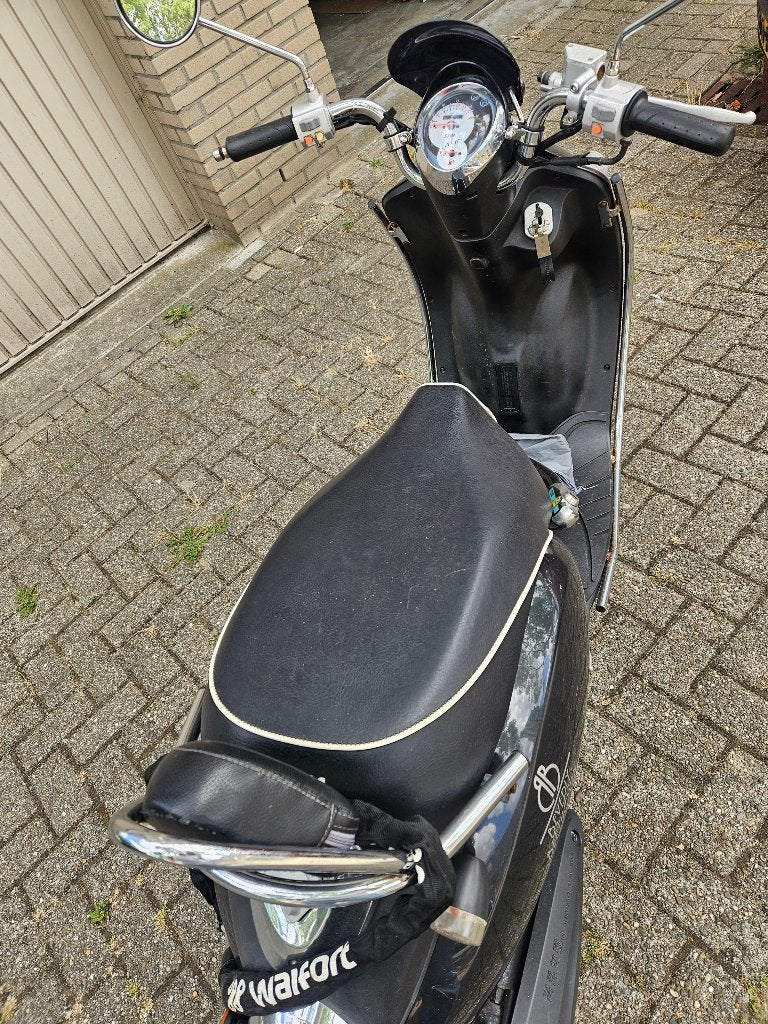Sym Allo Scooter Zwart - Goed Onderhouden, Ophalen, Gebruikt, Benzine, 50 cc