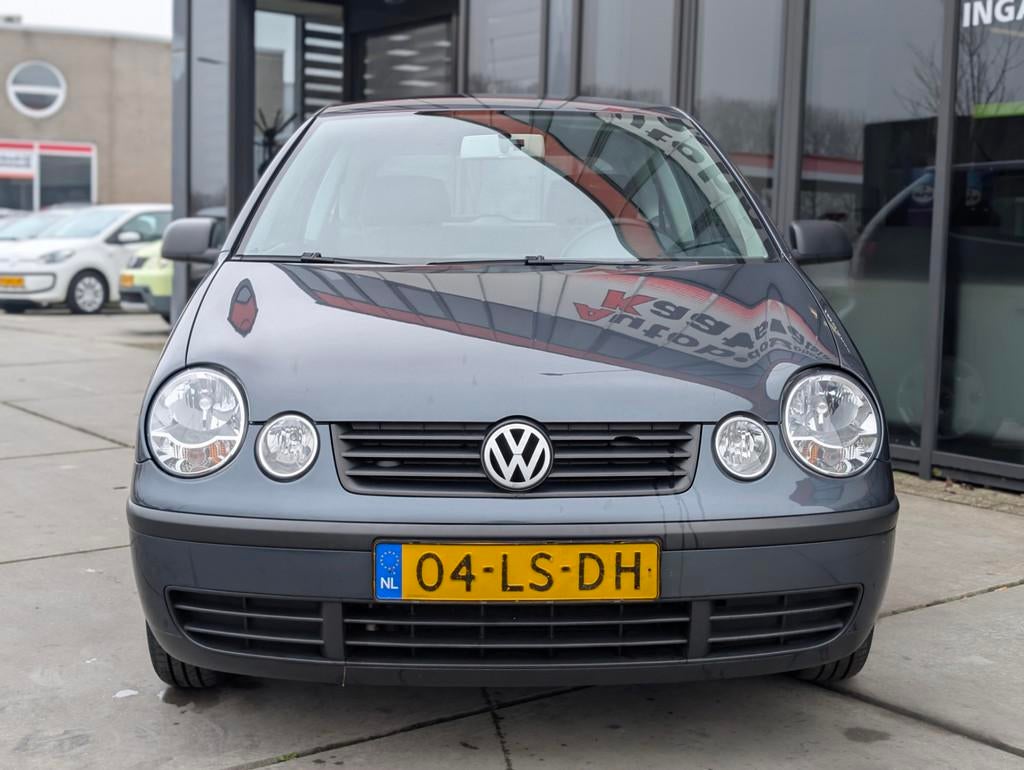 Volkswagen Polo 1.4-16V Elegance - Clima - Cruise -, Voorwielaandrijving, Stof, Zwart, 4 cilinders