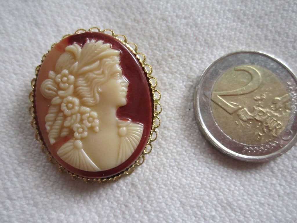 27.  Mooie camee,, Ophalen, Overige materialen, Broche