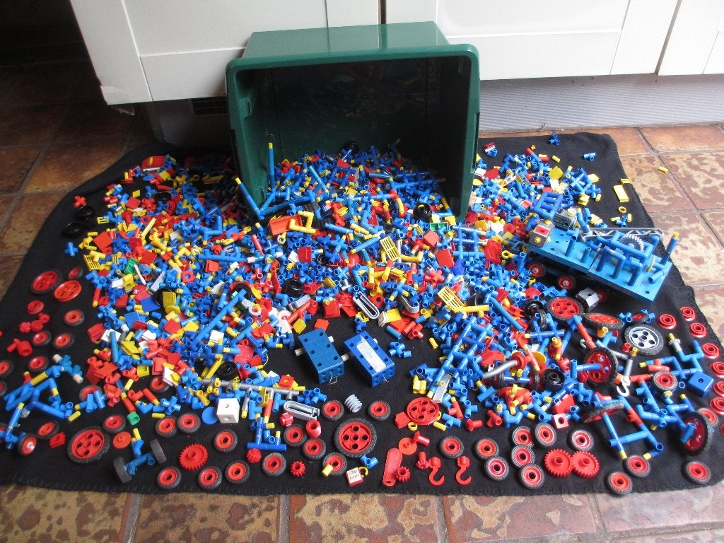 plasticant Dikke bak vol ook 2 motoren en veel voertuigen, Ophalen of Verzenden, Gebruikt