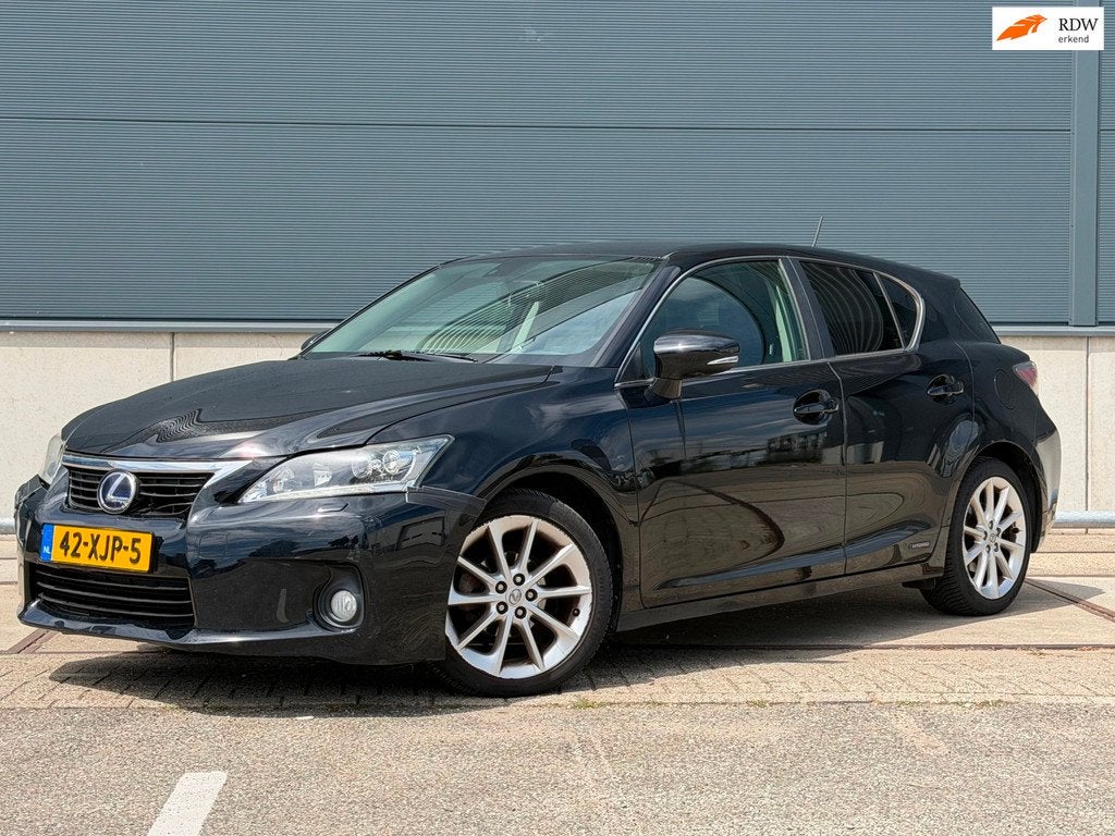 Lexus CT 200h Business Line Pro|Handel/export|NAP|LMV|Camera, Auto's, Lexus, Euro 5, Gebruikt, Zwart, 4 cilinders