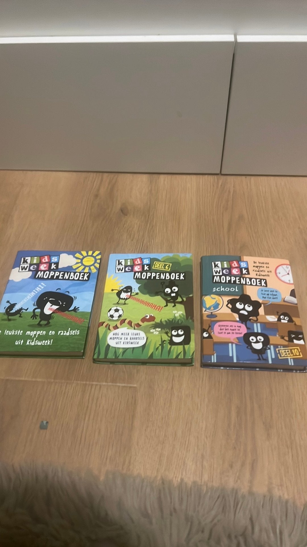 Kids week moppenboeken, Ophalen of Verzenden, Zo goed als nieuw