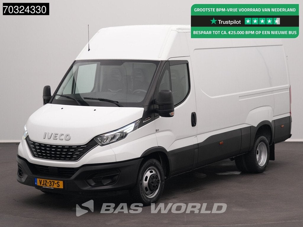 Iveco Daily 35C18 3.0L Automaat Dubbellucht L2H2 3,5t Trekha, Auto's, Automaat, Stof, Gebruikt, Euro 6