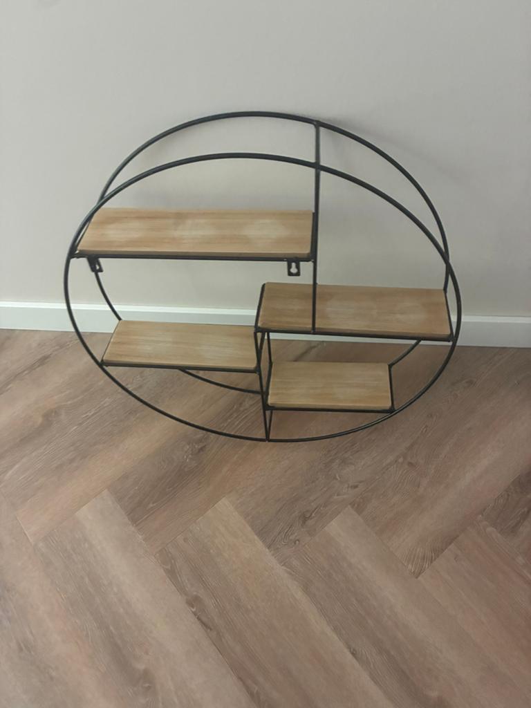 Rond wandrek met houten planken - Industrieel design, Huis en Inrichting, Woonaccessoires | Wandplanken en Boekenplanken, Ophalen