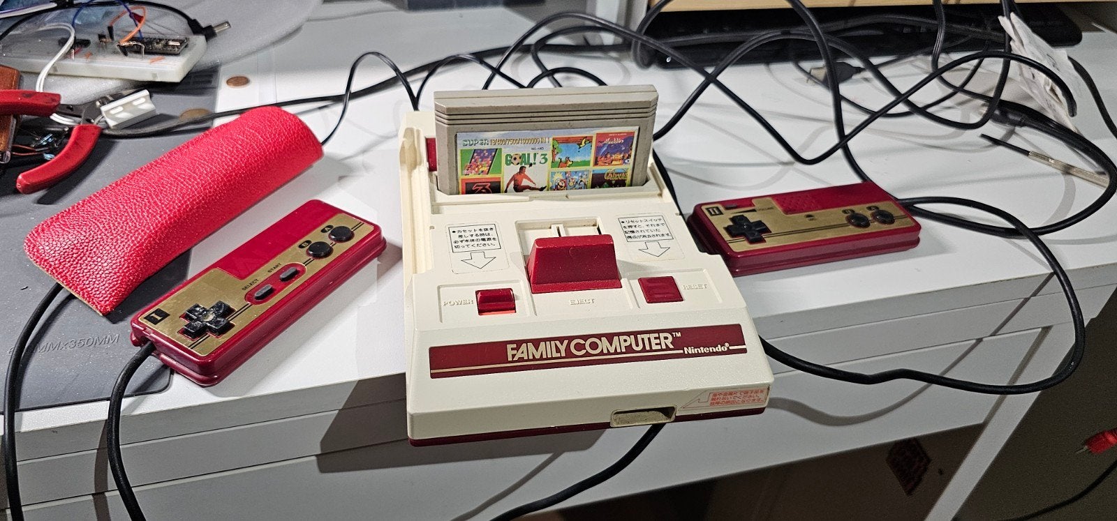 Famicom (Nintendo Family Computer) met games, Spelcomputers en Games, Spelcomputers | Nintendo NES, Ophalen of Verzenden, Gebruikt