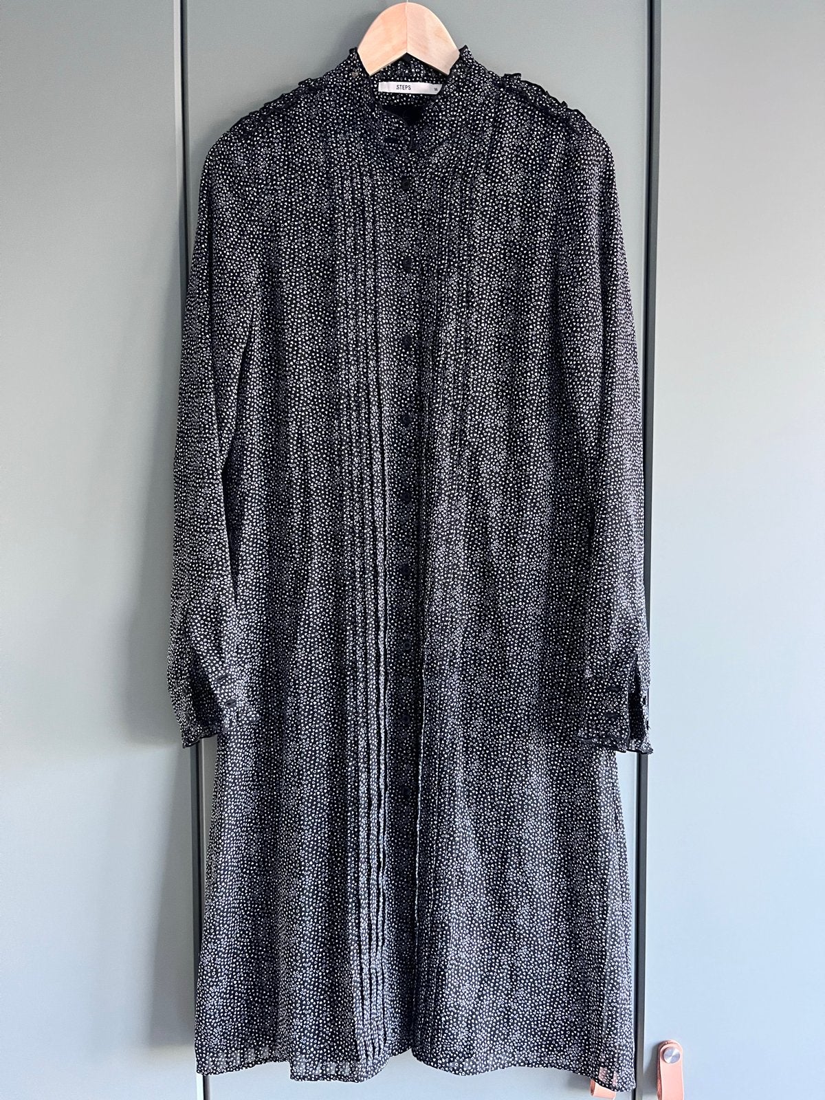 Steps jurk met hartjesprint en ruches, maat 36, Kleding | Dames, Jurken, Ophalen, Zwart, Zo goed als nieuw, Knielengte