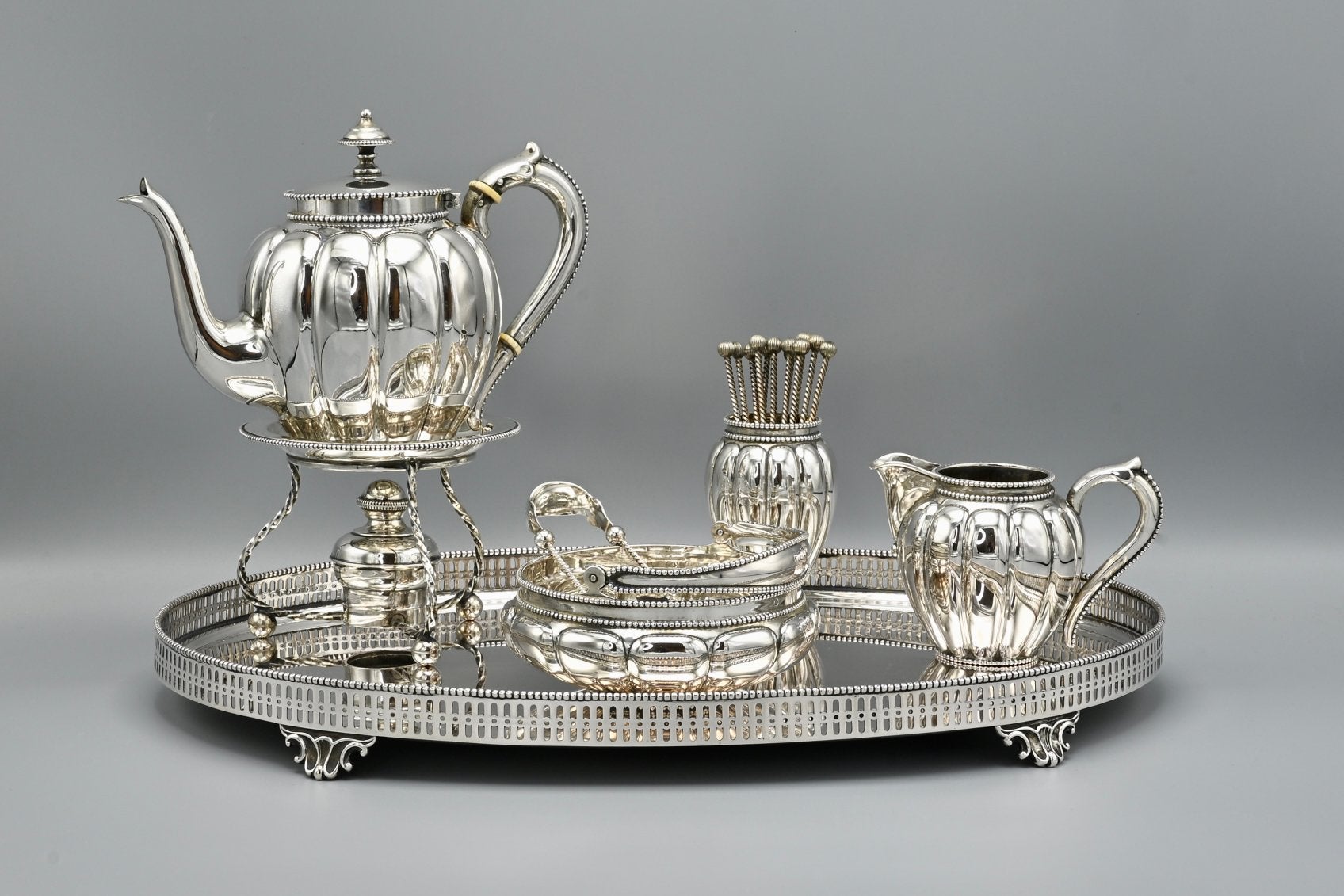 Zilveren theeservies met parelrand, Ophalen of Verzenden, Zilver