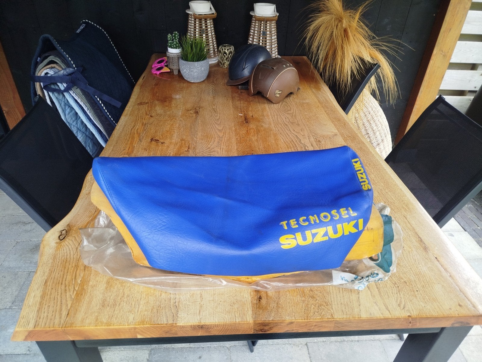 suzuki rm 500 465 nos techtnosel zadel, Motoren, Ophalen, Nieuw