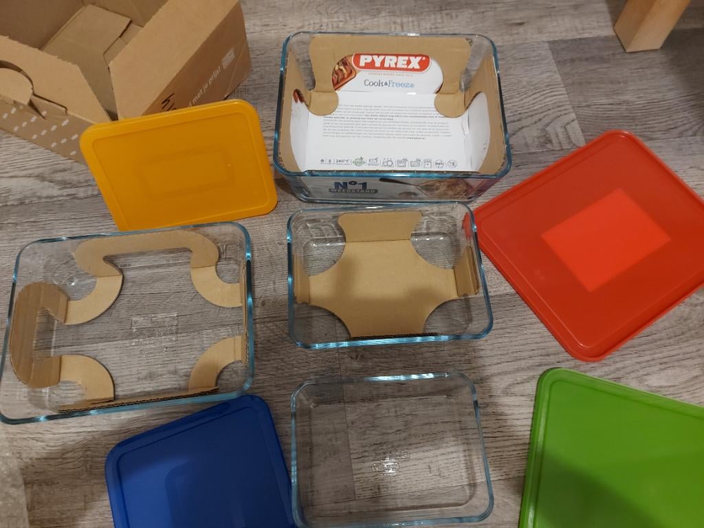 Pyrex vershouddoos/ovenschaal, Ophalen of Verzenden, Nieuw
