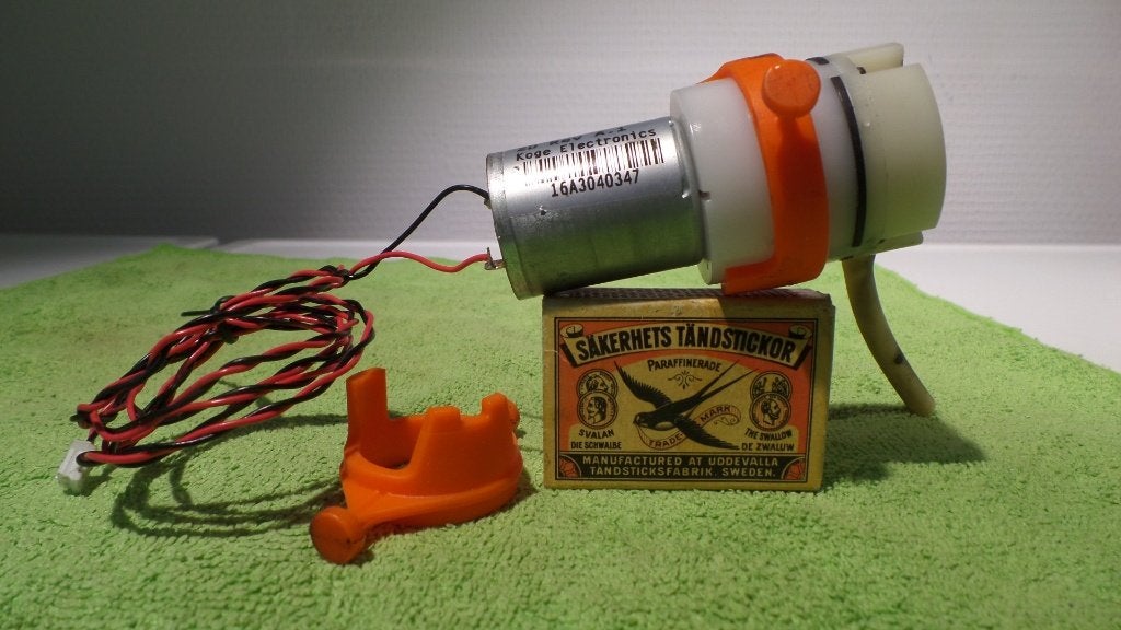 Lucht pompje, KOGE Electronics, 600 mB-(#9022), Hobby en Vrije tijd, Modelbouw | Overige, Ophalen of Verzenden, Gebruikt, Groter dan 1:32