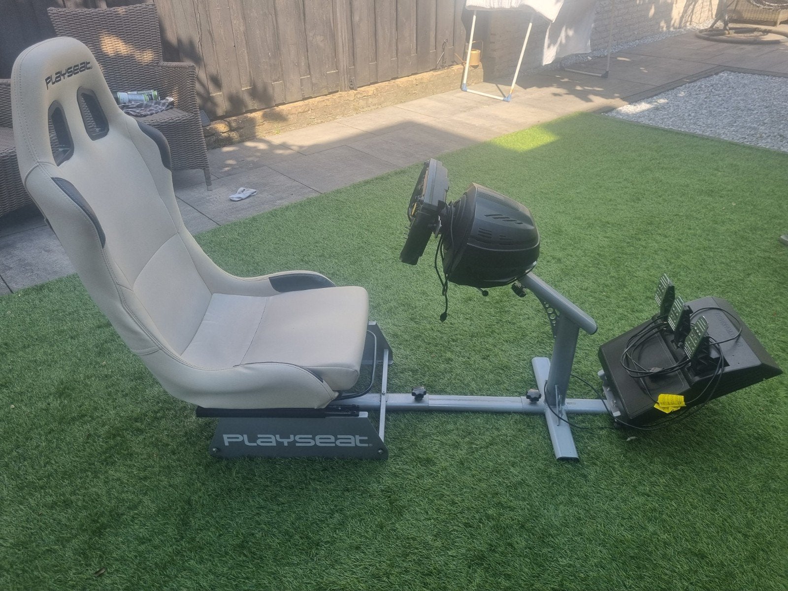 playseat t300, Ophalen, 1 speler, Racen en Vliegen, Zo goed als nieuw