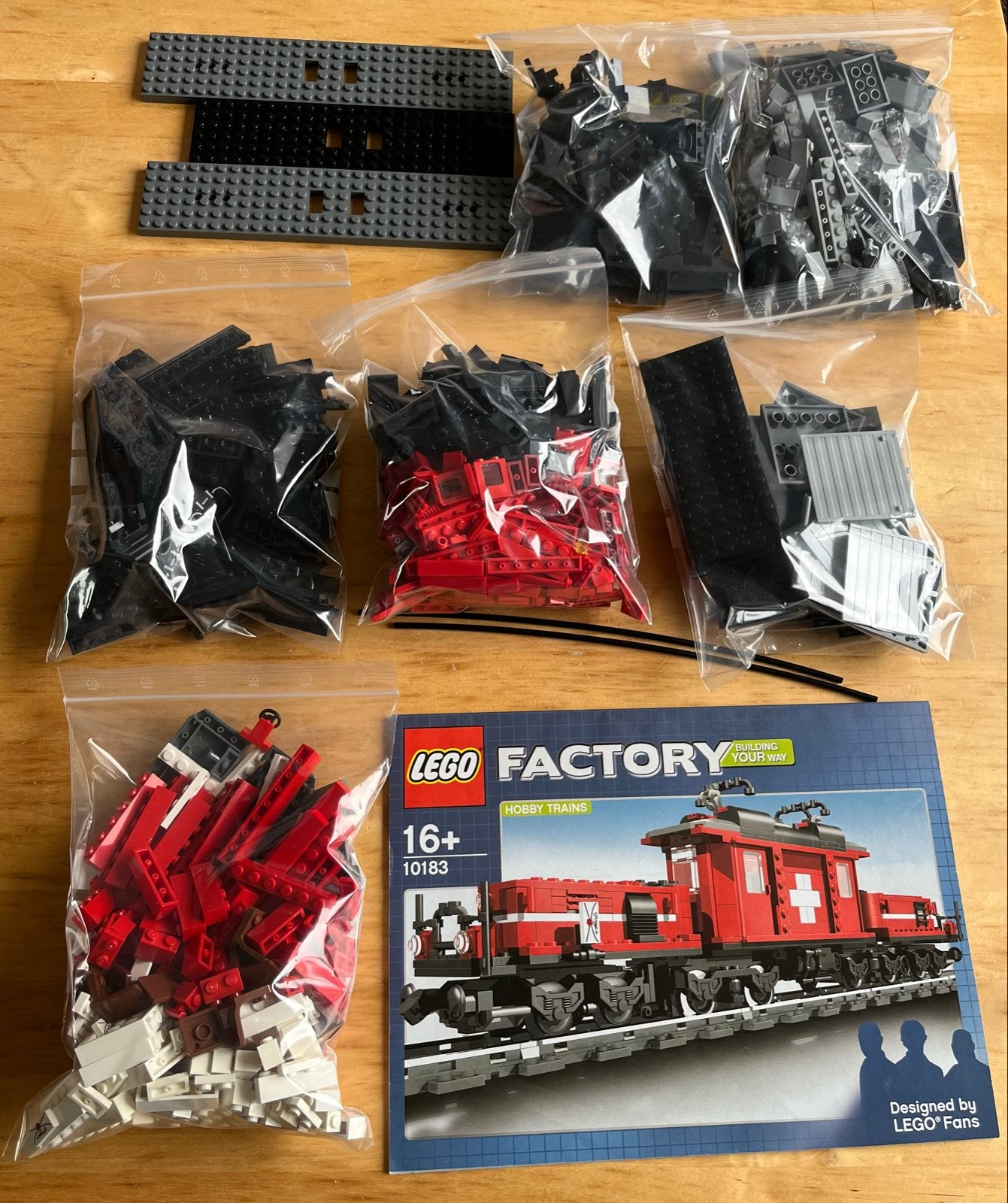 LEGO Factory 10183 Hobby Trains, Compleet, Overige thema's, Lego, Ophalen of Verzenden
