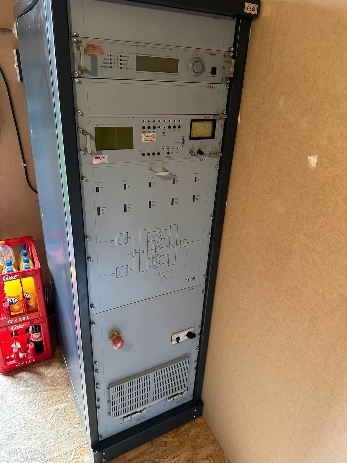 RVR 5 kW Mosfet Zender - Professionele FM Radio Zender, Ophalen, Gebruikt, Zender