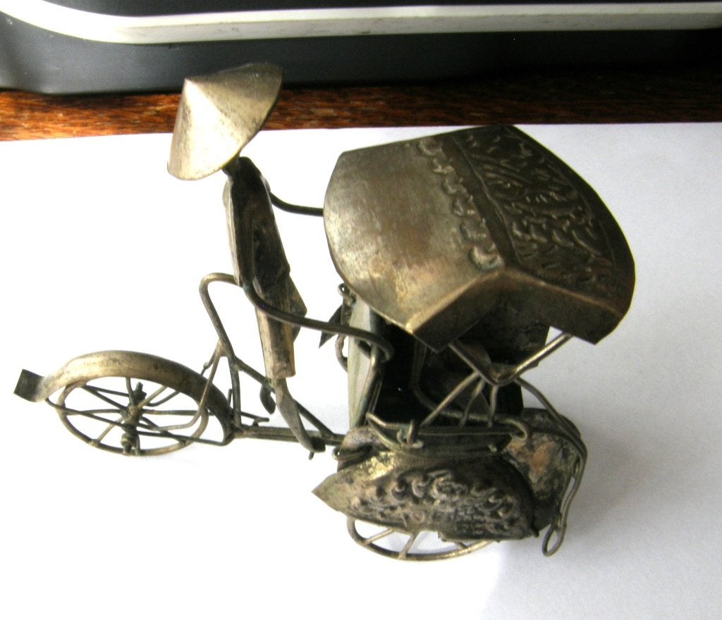 Riksja riksha bedjak miniatuur filigrain yogya verzilverd, Verzenden