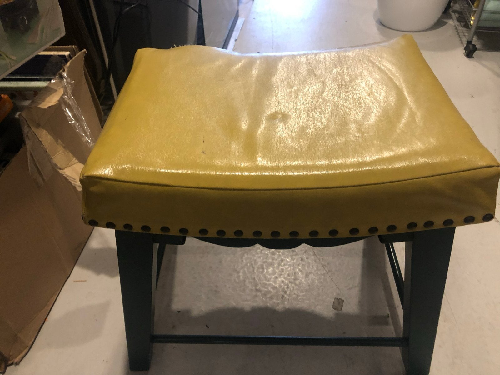 Klein geel voetenbankje - Vintage stijl, Minder dan 50 cm, Gebruikt, ., Minder dan 50 cm