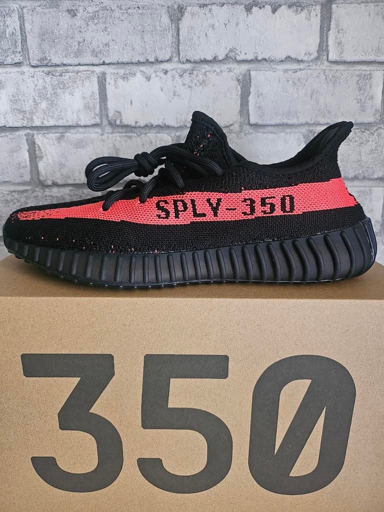 Adidas yeezy boost 350 v2 maat 41 1/3, Ophalen of Verzenden, Nieuw, Zwart