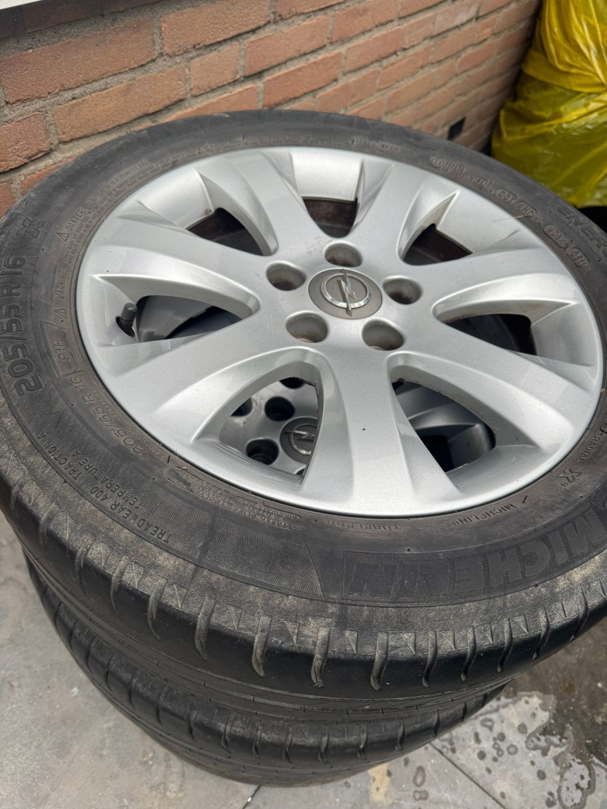 Opel velgen met Michelin zomerbanden 205 55 16, Ophalen, Gebruikt, 16 inch, 205 mm