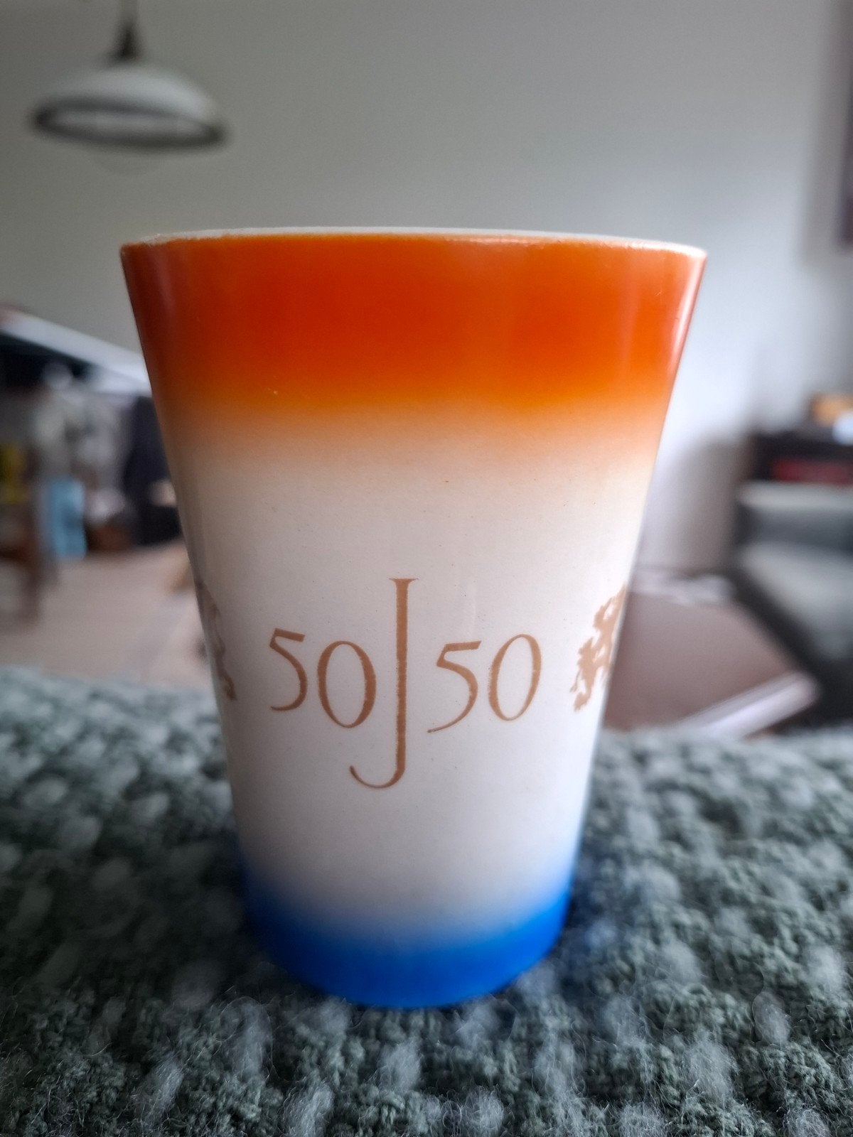 Vintage 50/50 Oranje-Wit-Blauw beker, Antiek en Kunst, Ophalen of Verzenden