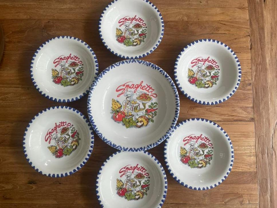 Vintage Spaghetti servies, Ophalen of Verzenden, Overige stijlen, Bord(en)