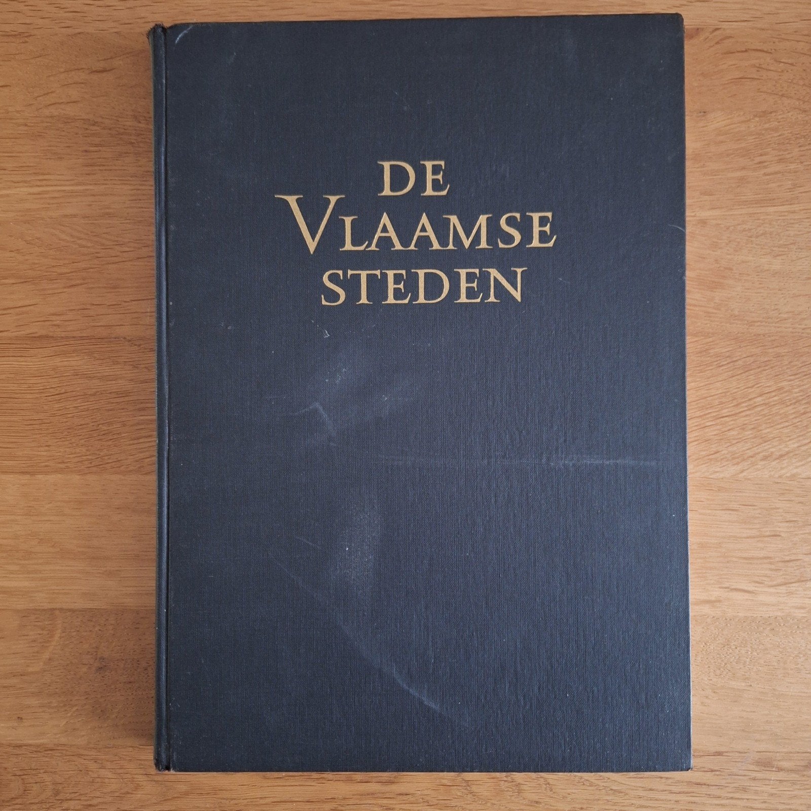 De Vlaamse Steden & Het Vlaamse Landschap (2 boeken), Ophalen of Verzenden, Gelezen, Diverse auteurs (o.a. Lode Baekelmans, Karel van de Woestijne)