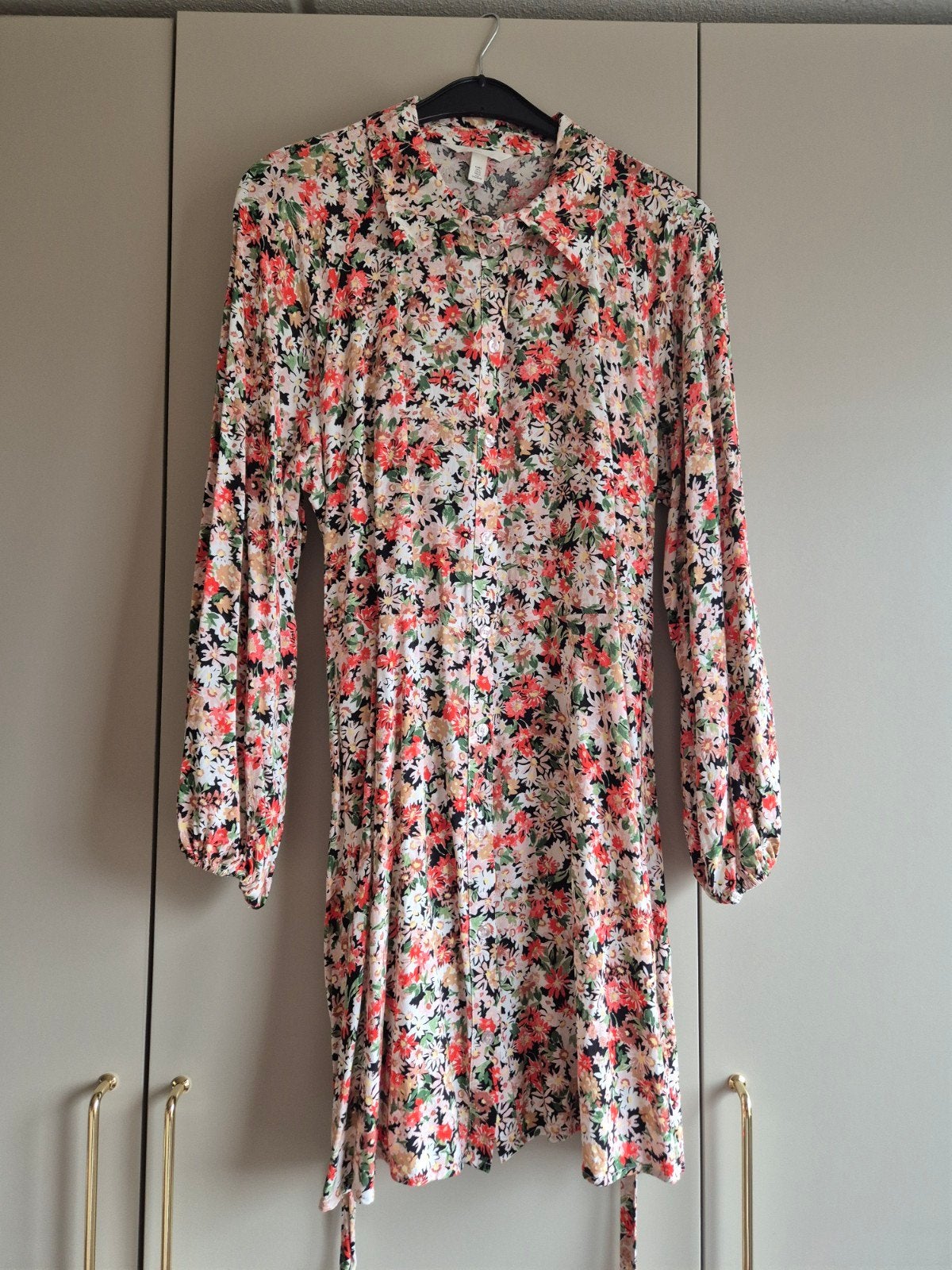 Blousejurk met strikceintuur, H&M maat L, H&M, Meerkleurig, Zo goed als nieuw, Boven de knie