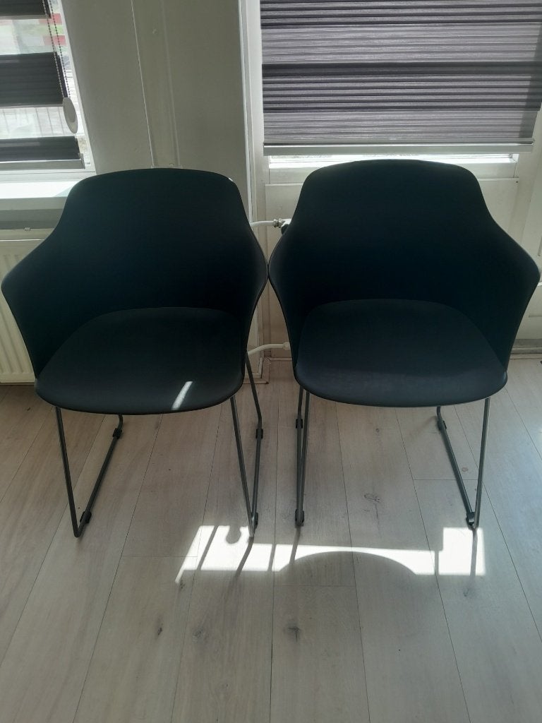 Als nieuwe stoelen set op te halen voor plantje:), Ophalen of Verzenden, Zo goed als nieuw, Zwart, Twee