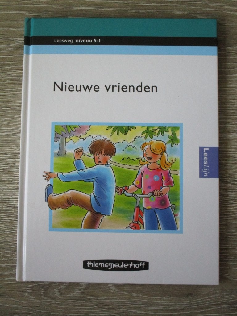 Leesweg niveau 5-1 - Nieuwe vrienden  - Rien Broere, Ophalen of Verzenden, Gelezen, Fictie algemeen