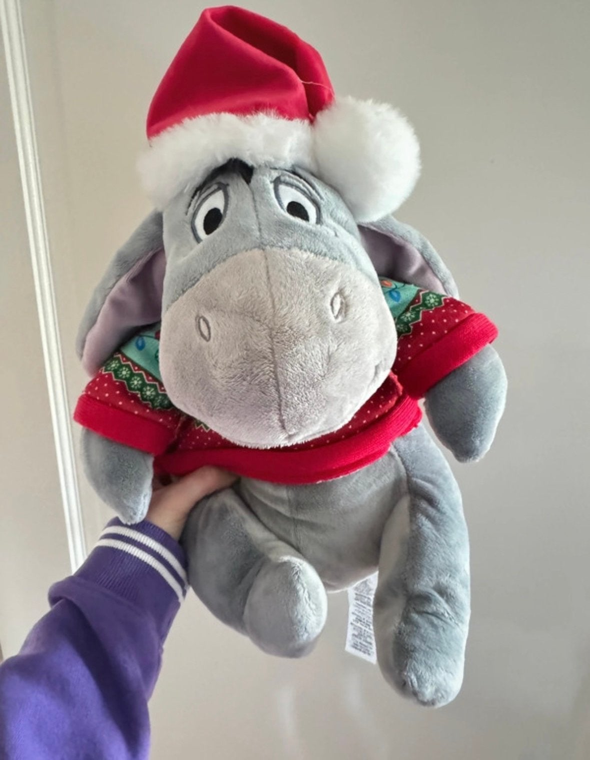 Official Disneyland Parijs Eeyore Kerst Knuffel met Belletje, Verzamelen, Disney, Ophalen of Verzenden, Winnie de Poeh of vrienden