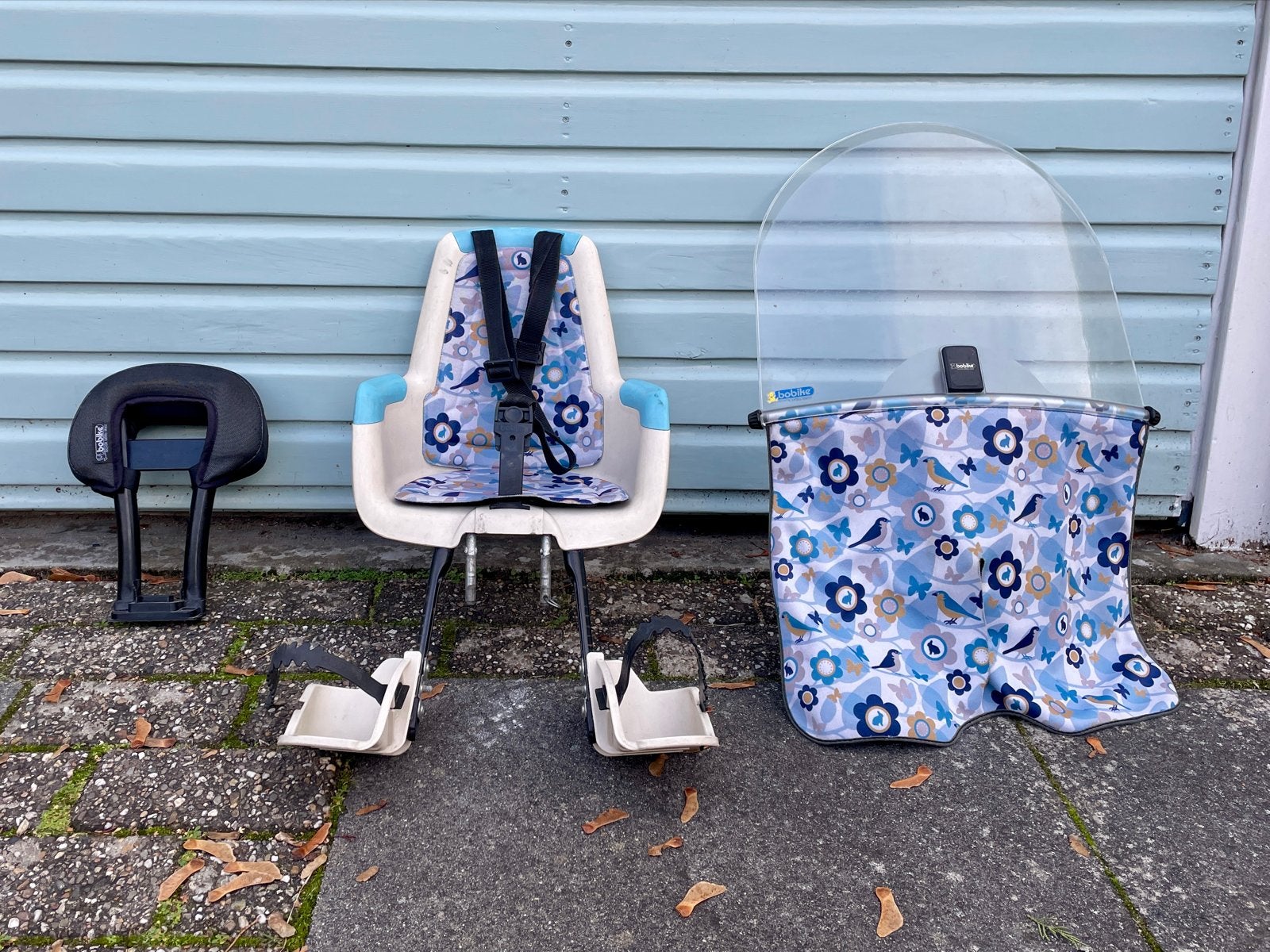 2x Bobike voorzitje; 1x windscherm, 2x stootkussen, Ophalen, Gebruikt, Voorzitje, Voetsteuntjes