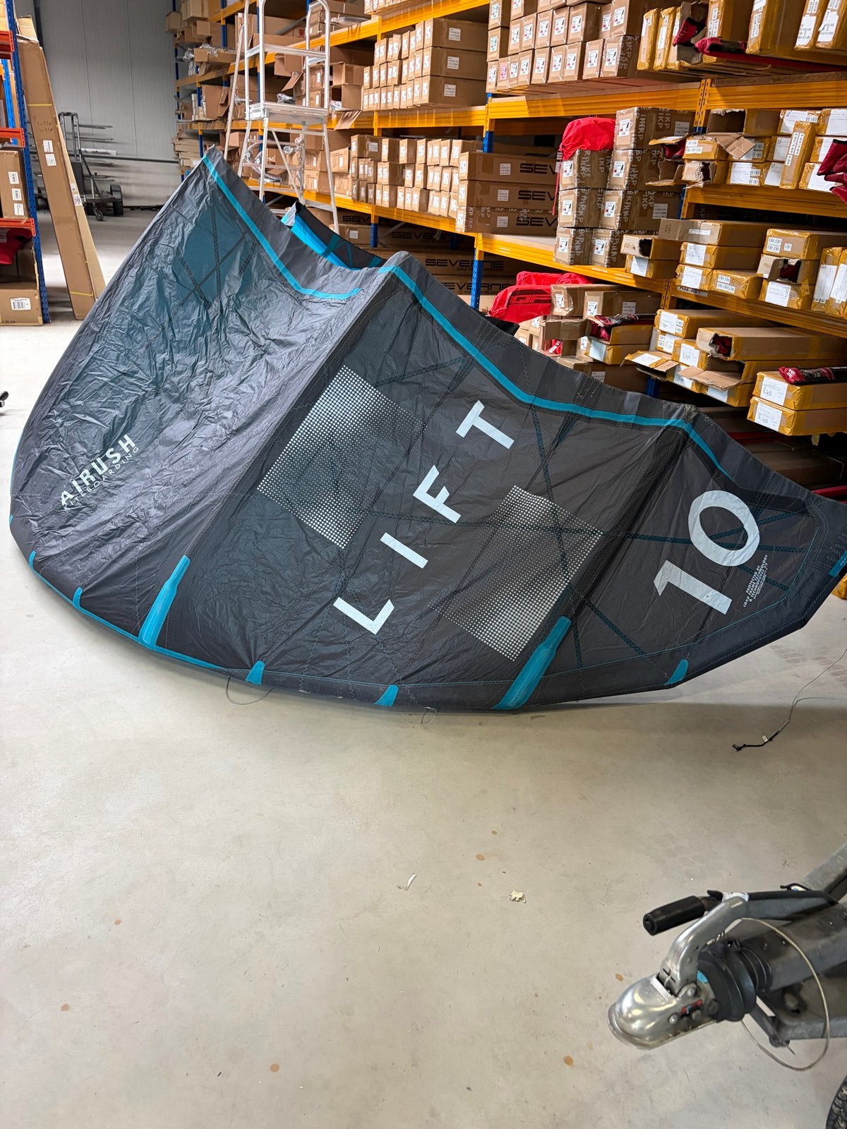 Airush Lift (V1) 10m Kitesurf Kite, Ophalen of Verzenden, Zo goed als nieuw