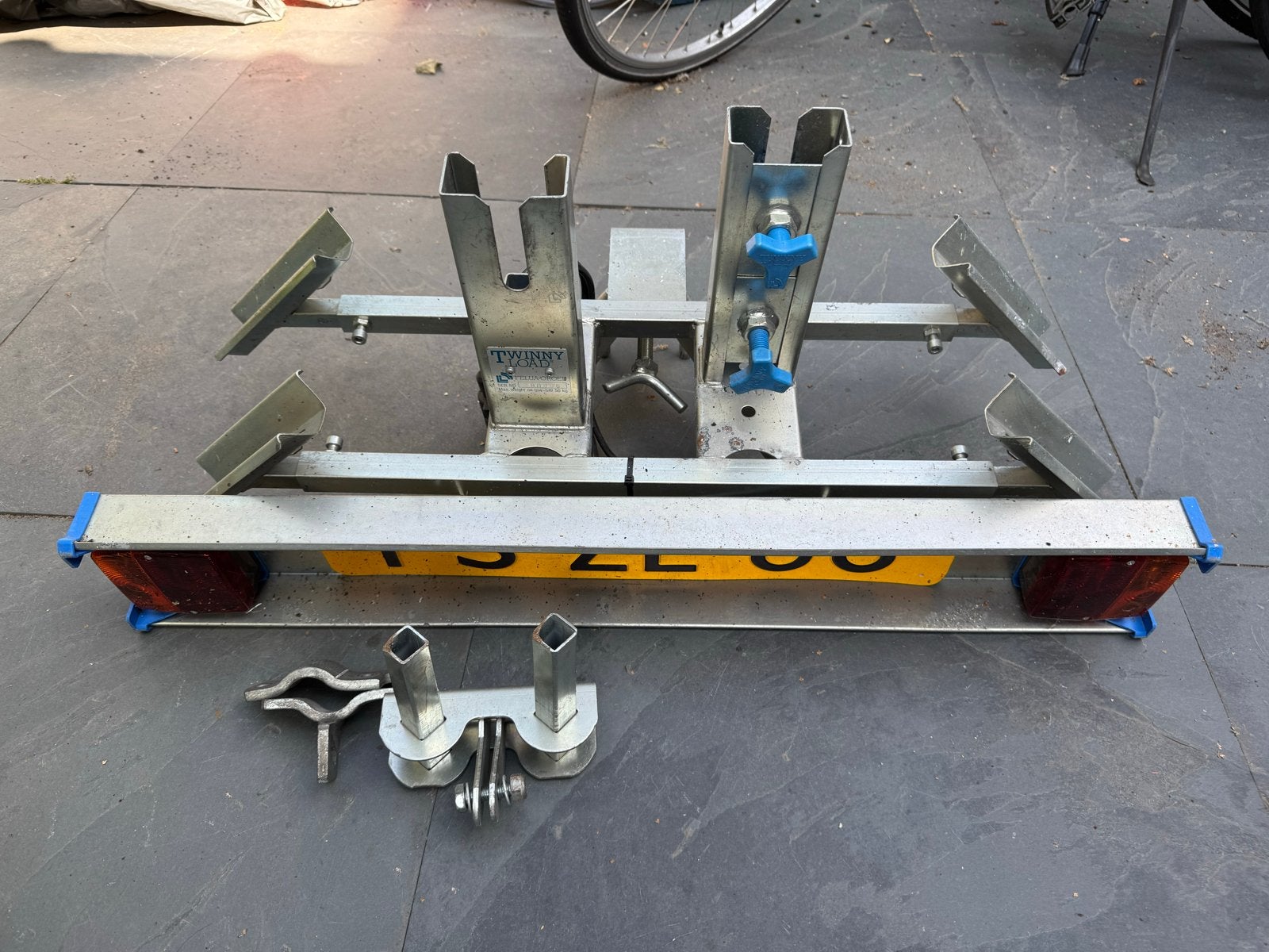 Twinny Load trekhaak fietsendrager met verlichting, Ophalen, 2 fietsen, Gebruikt, Trekhaakdrager