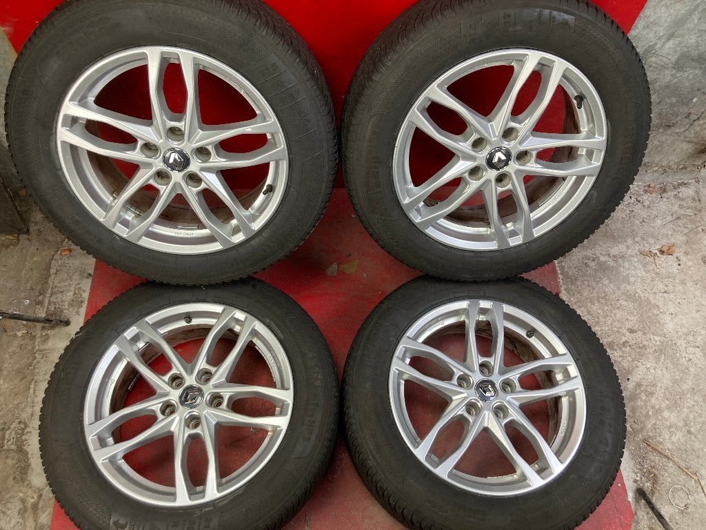 Winterbanden Renault Captur 215/60R17 Kleber, ., Banden en Velgen, 17 inch, .
