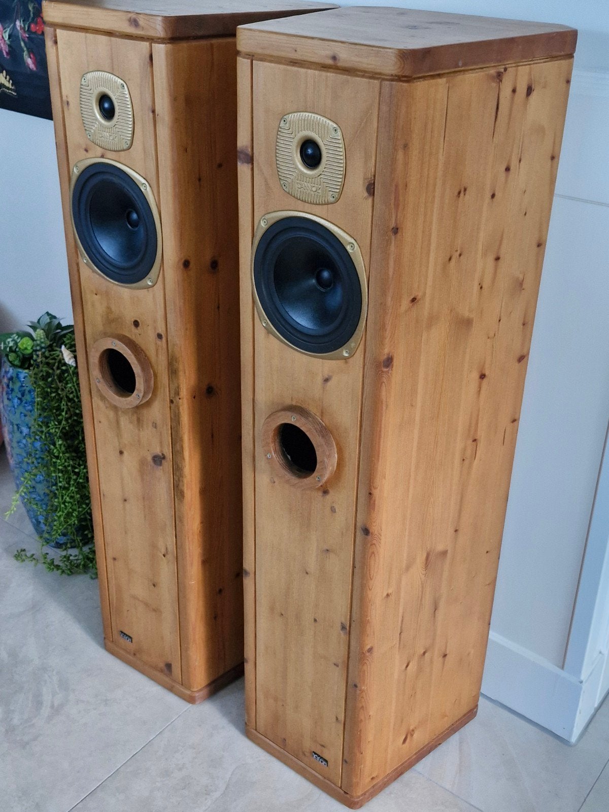 Tannoy zelfbouw speakers, Ophalen