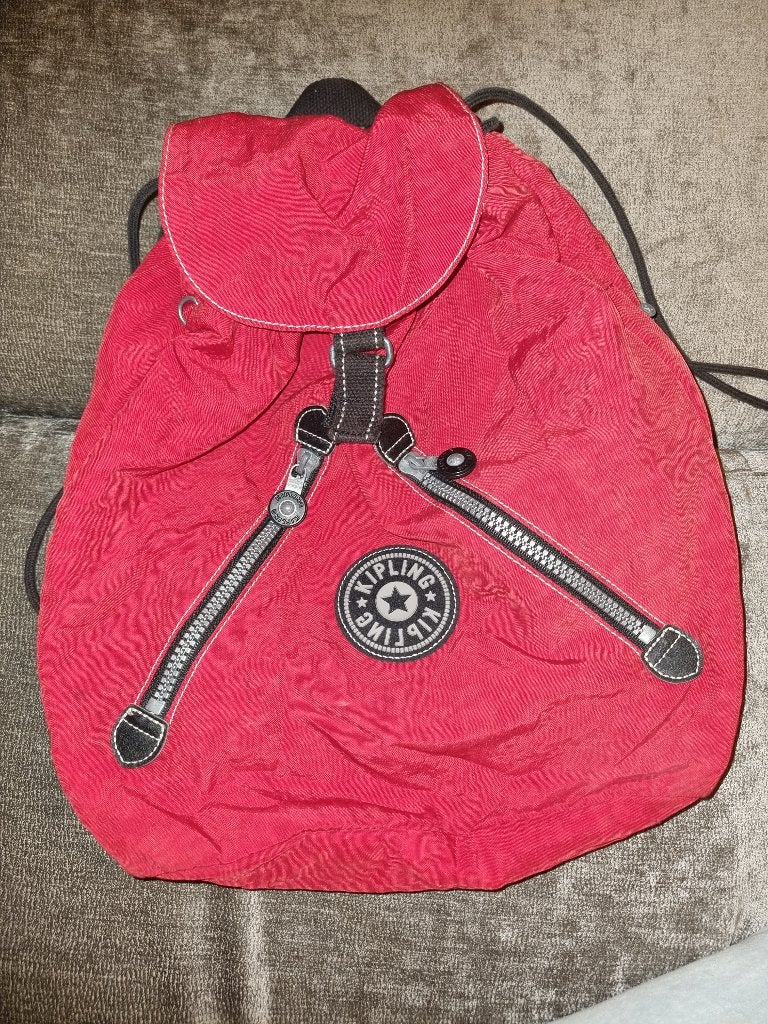 Kipling rugtas rood - Handige en stijlvolle rugzak, Sieraden, Tassen en Uiterlijk, Tassen | Rugtassen, Kipling, 25 tot 40 cm, Ophalen of Verzenden