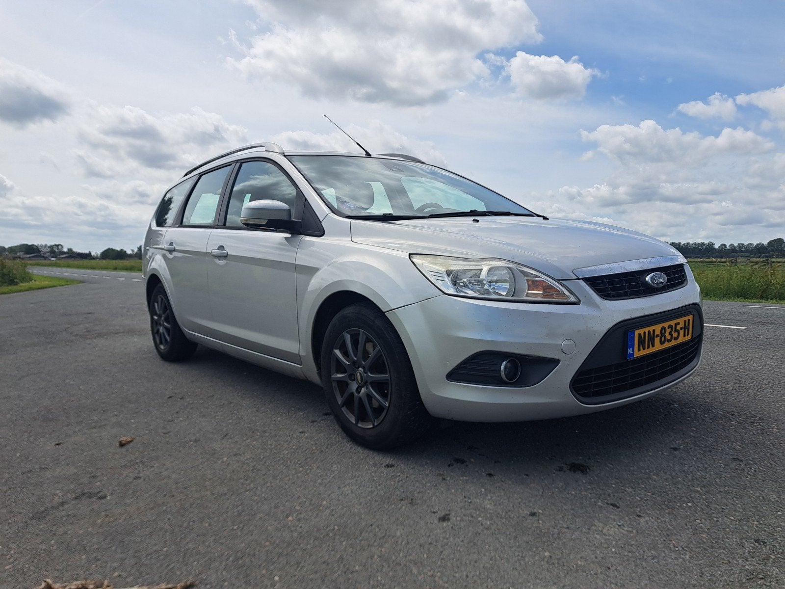 Ford Focus 1.6 16V 100PK 2010 Grijs, Auto's, 1596 cc, Zwart, 4 cilinders, 635 kg