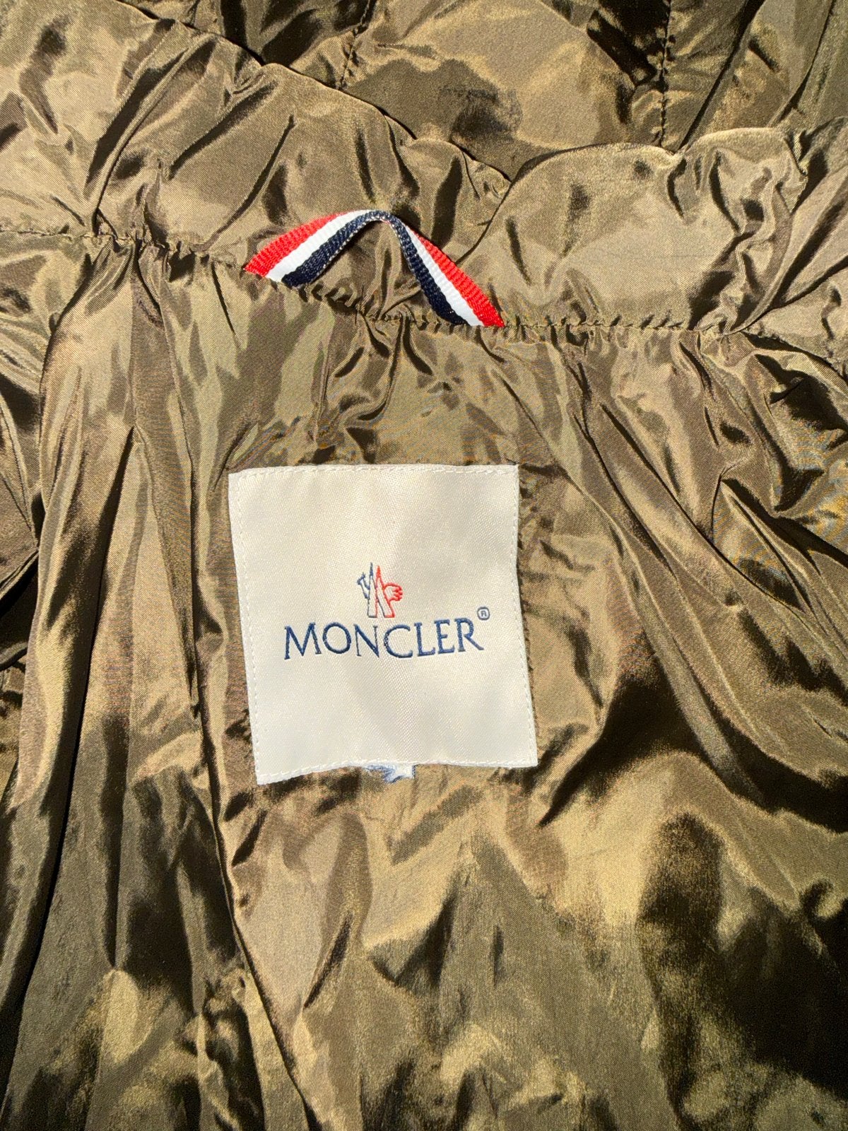 Gloednieuwe Moncler jas kinderen Nooit gedragen 1/2 jaar, Ophalen, Nieuw, Jongen of Meisje