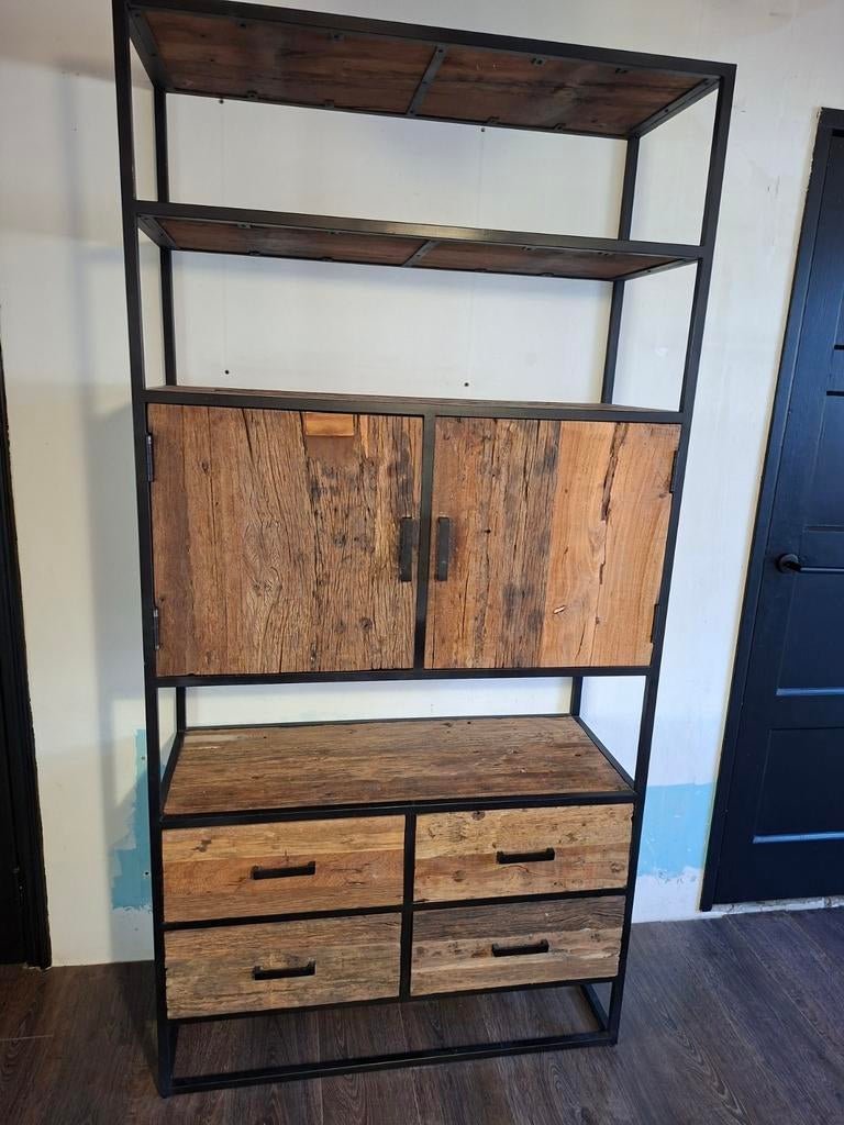 Industriële kast met staal en grof hout (200x100x40 cm), Ophalen, Gebruikt