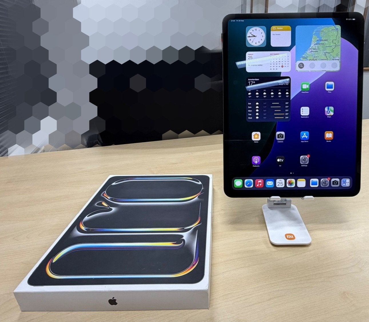 iPad Pro 13inch M4  256GB  Factuur + 2 Jaar Garantie NIEUW