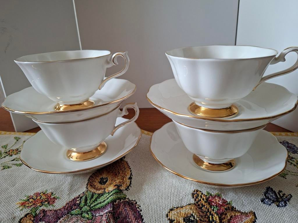 Royal Albert Val D'or Avon kop en schotels (4), Ophalen of Verzenden
