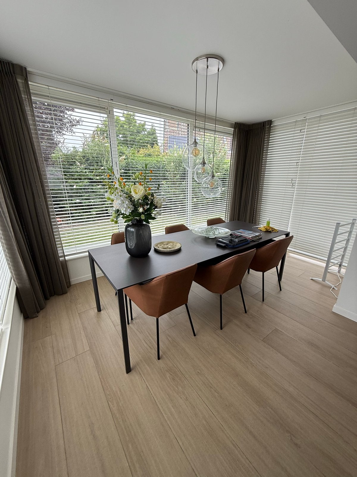 Moderne zwarte/antraciet eettafel 90x240 cm - Z.G.A.N., Huis en Inrichting, Tafels | Eettafels, Ophalen, Overige materialen, 200 cm of meer