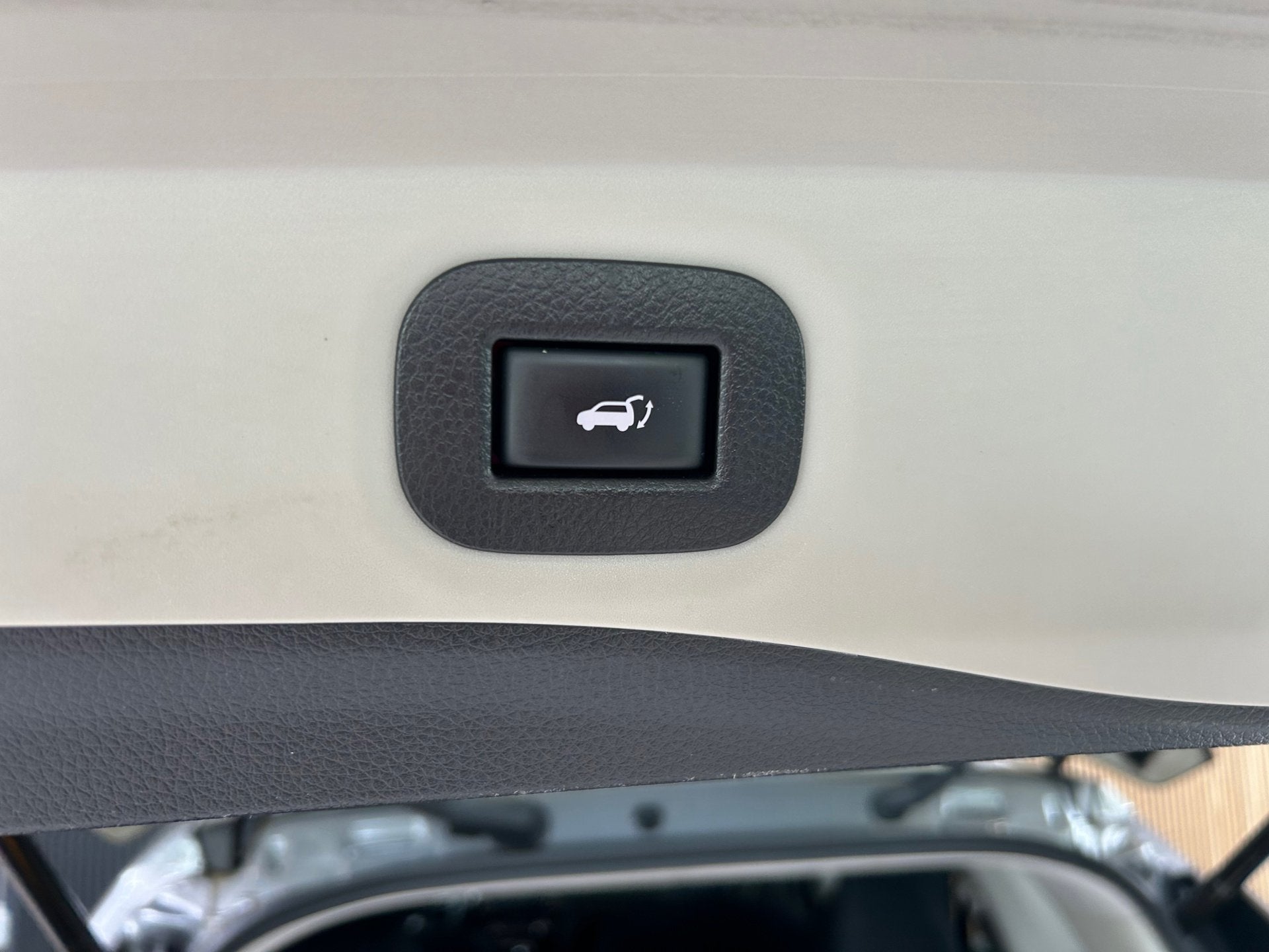 Foto 32 van Nissan X-Trail 1.3 DIG-T N-Connecta AUTOMAAT|CRUISE|NAVI|TRE