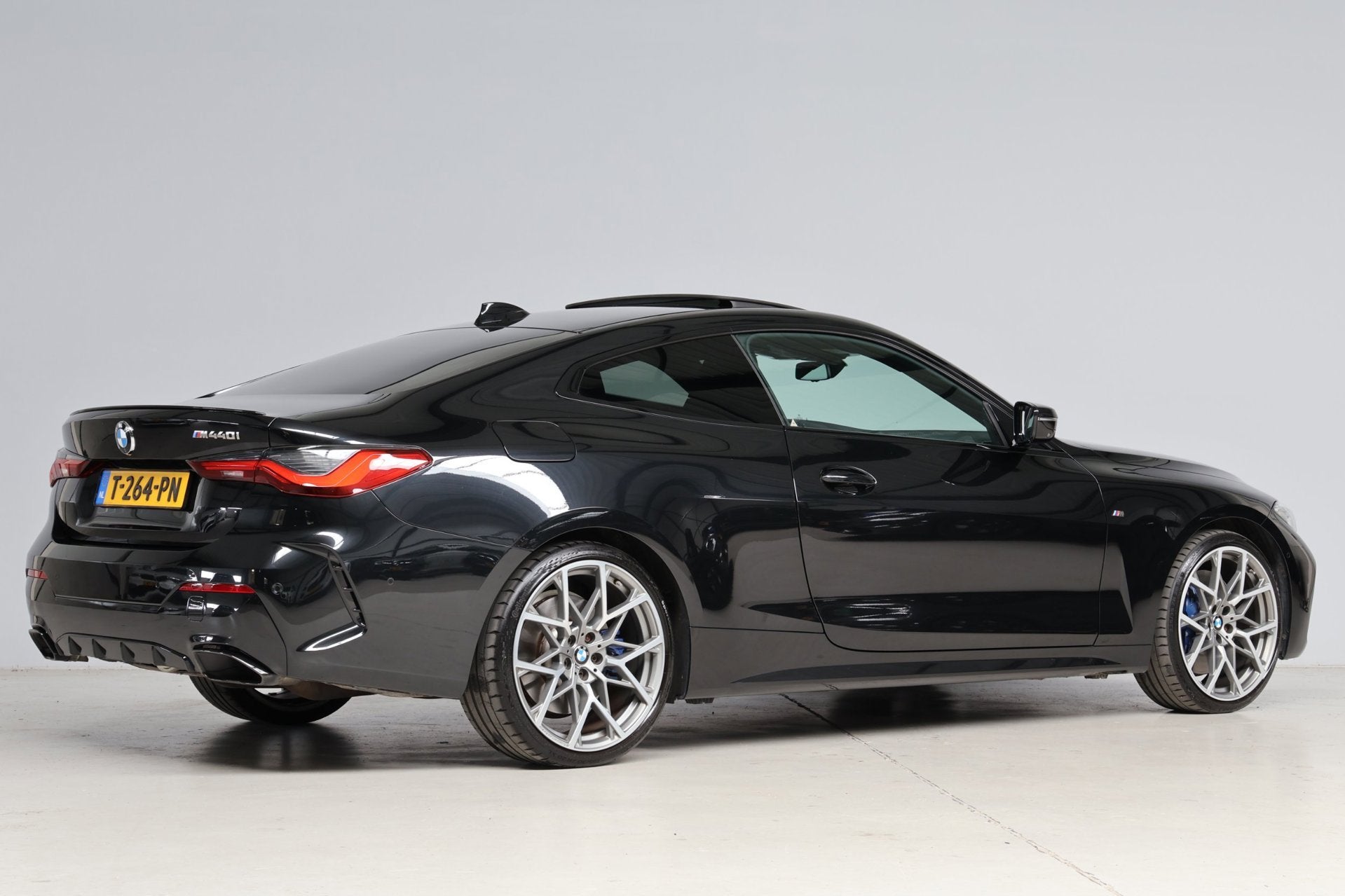 BMW 4-serie Coupé M440i xDrive M-sport | schuifkanteldak |, Auto's, BMW, Automaat, Dealer onderhouden, Euro 6, 4 stoelen